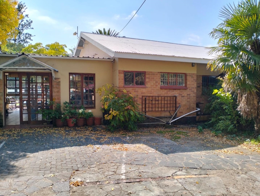 9 Bedroom Property for Sale in Bayswater Free State